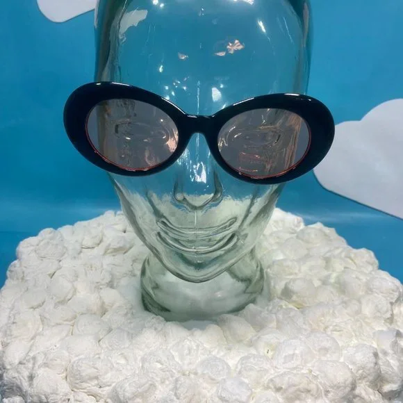 Black Frame Rose Colored Bubble Glasses - Picture 4 of 8